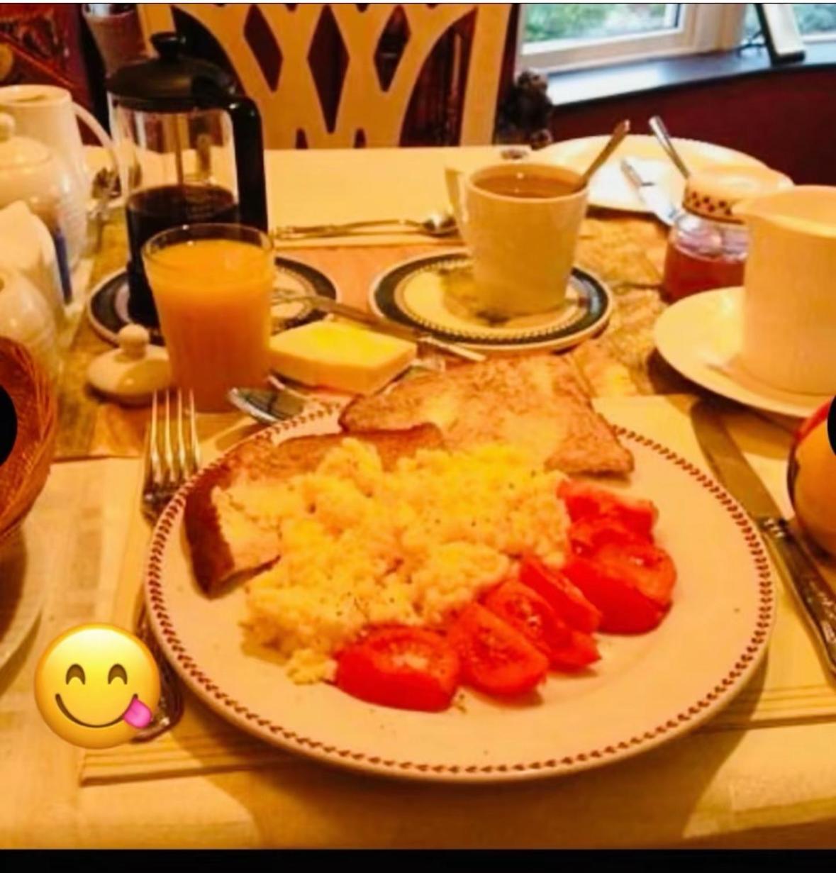 Florencecourt Arch House B&B 외부 사진