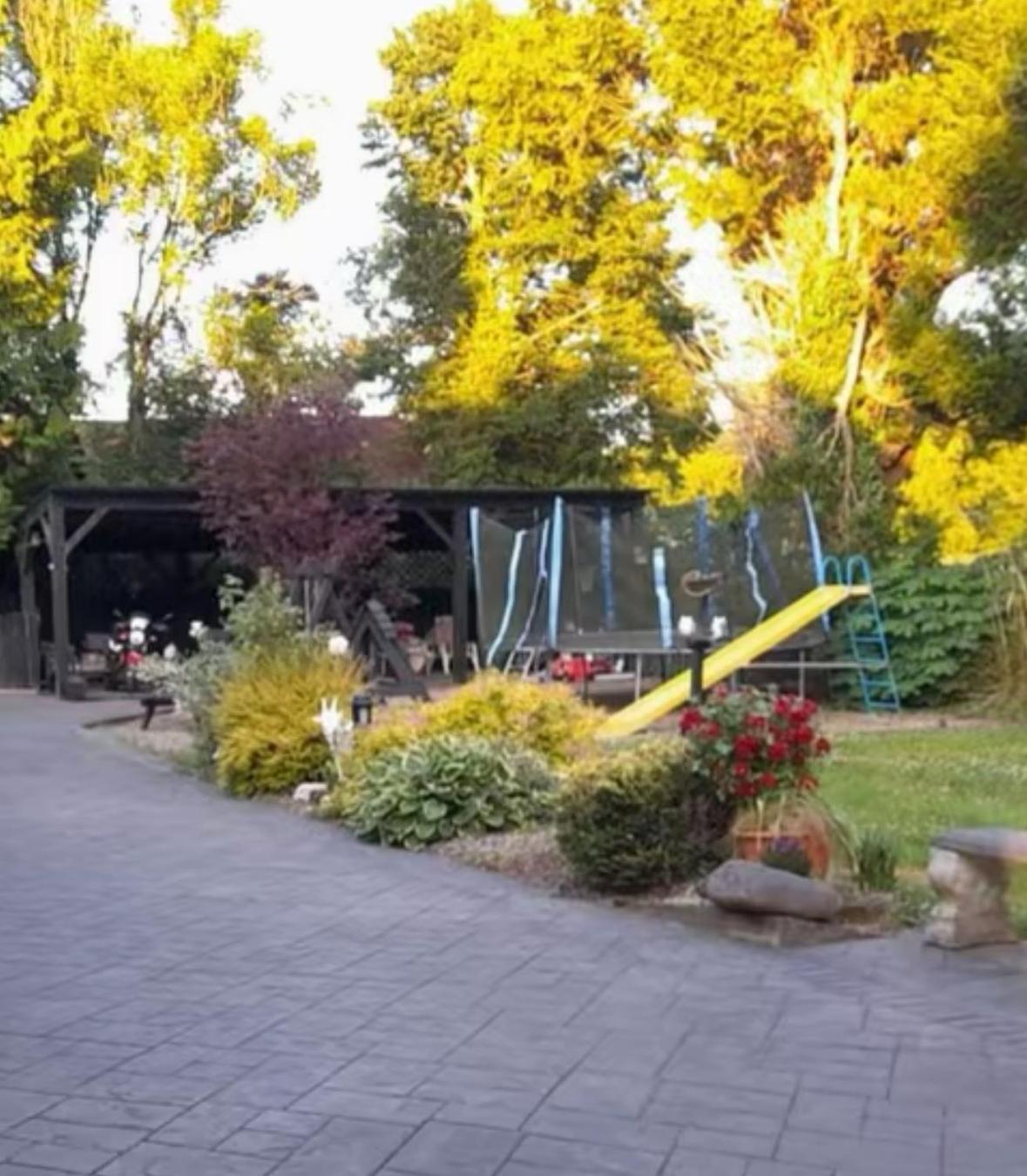 Florencecourt Arch House B&B 외부 사진