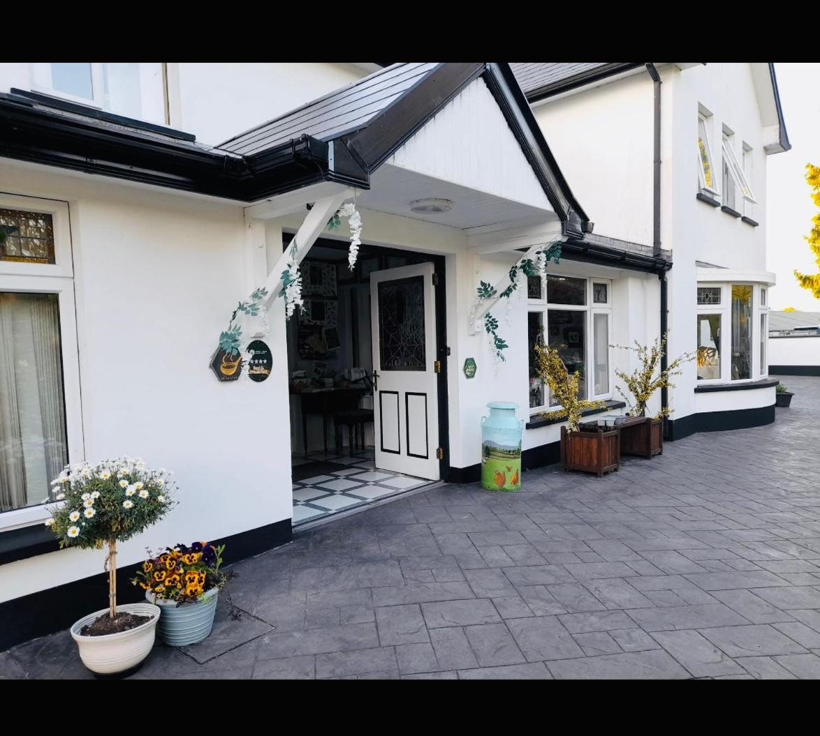 Florencecourt Arch House B&B 외부 사진